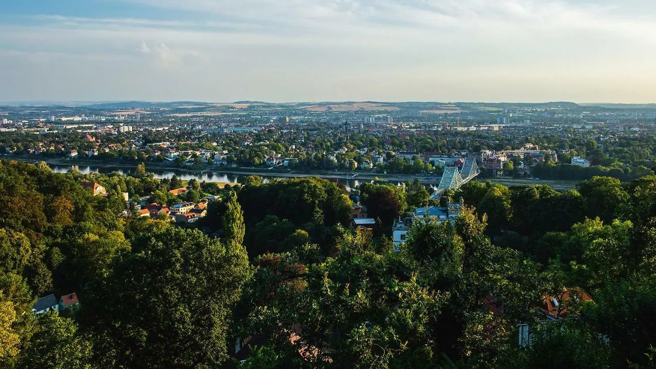 公寓 Traumhafte Ferienwohnung Im Luisenhof 德累斯顿 德国